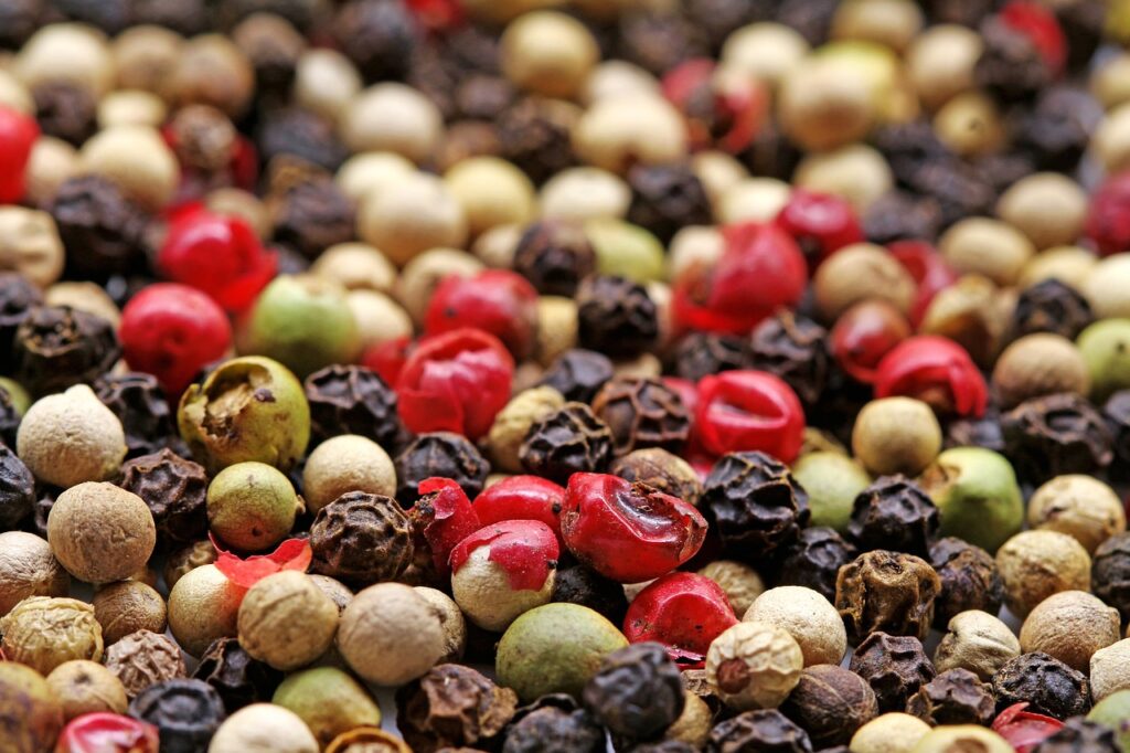 spices, pepper, colorful pepper-2364781.jpg